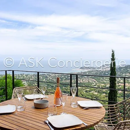 Semesterbostad Baya, Exceptional Sea Views *